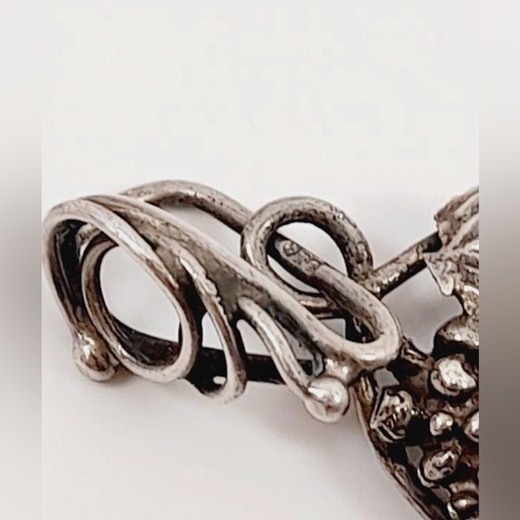 Stunning Vintage Silver 925 Faceted Chalcedony Grape Vine Pendant, 6 grams, EUC - Picture 3 of 8